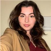 Etudiante en master à Sciences Po Lille donnant des cours de soutien dans des domaines variés